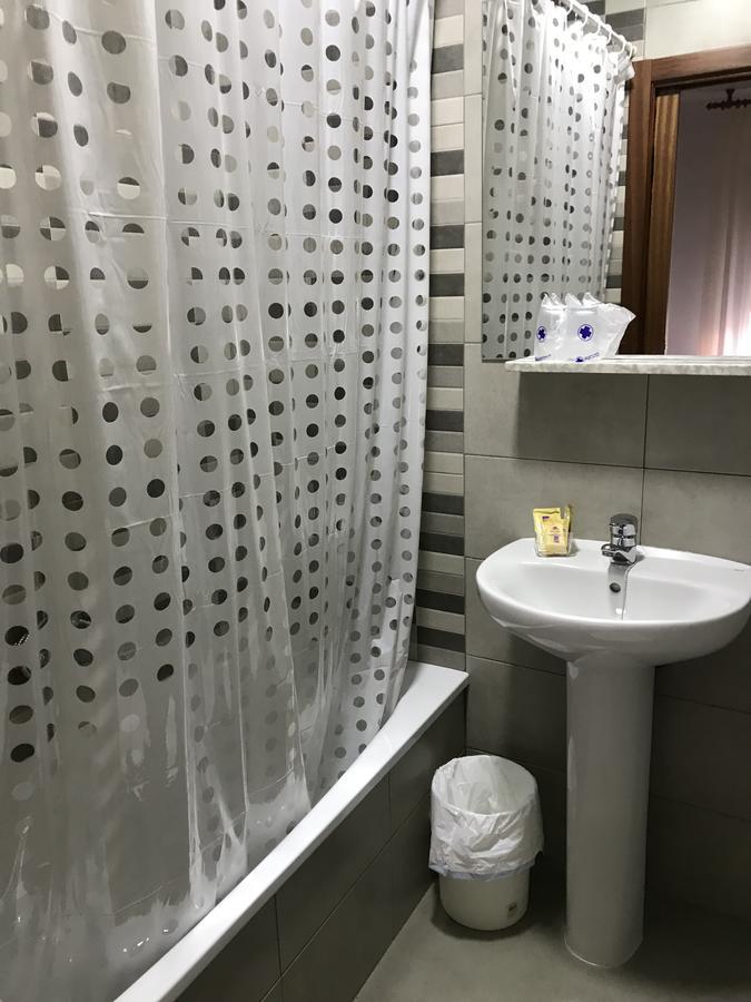 Hostal Argentina Касерес Экстерьер фото